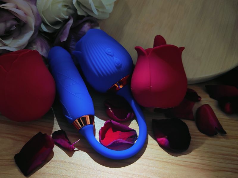 rose-toy